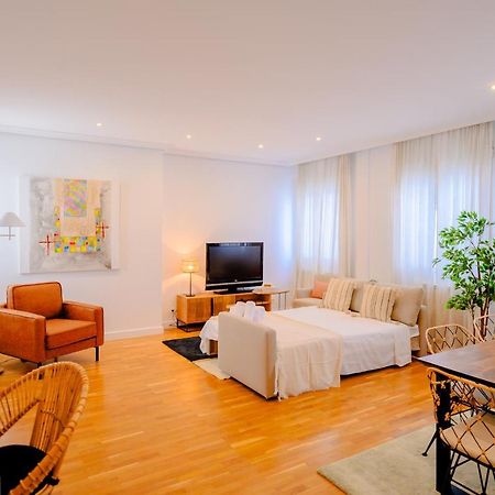 For You Rentals Coqueto Y Bonito Apartamento Temporal De Dos Dormitorios En El Retiro Axii66 Madrid Exterior foto